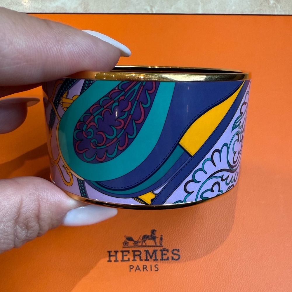Authentic Hermes Wide Enamel Bangle Bracelet - image 4